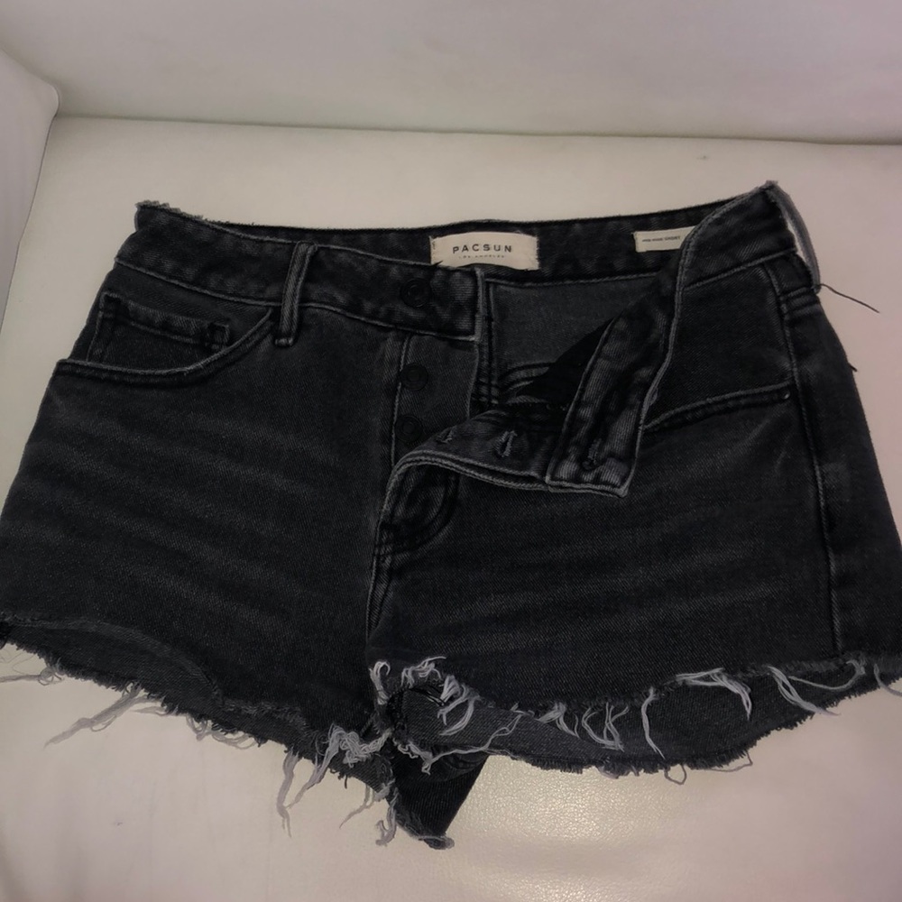 Pacsun mid rise denim shorts
